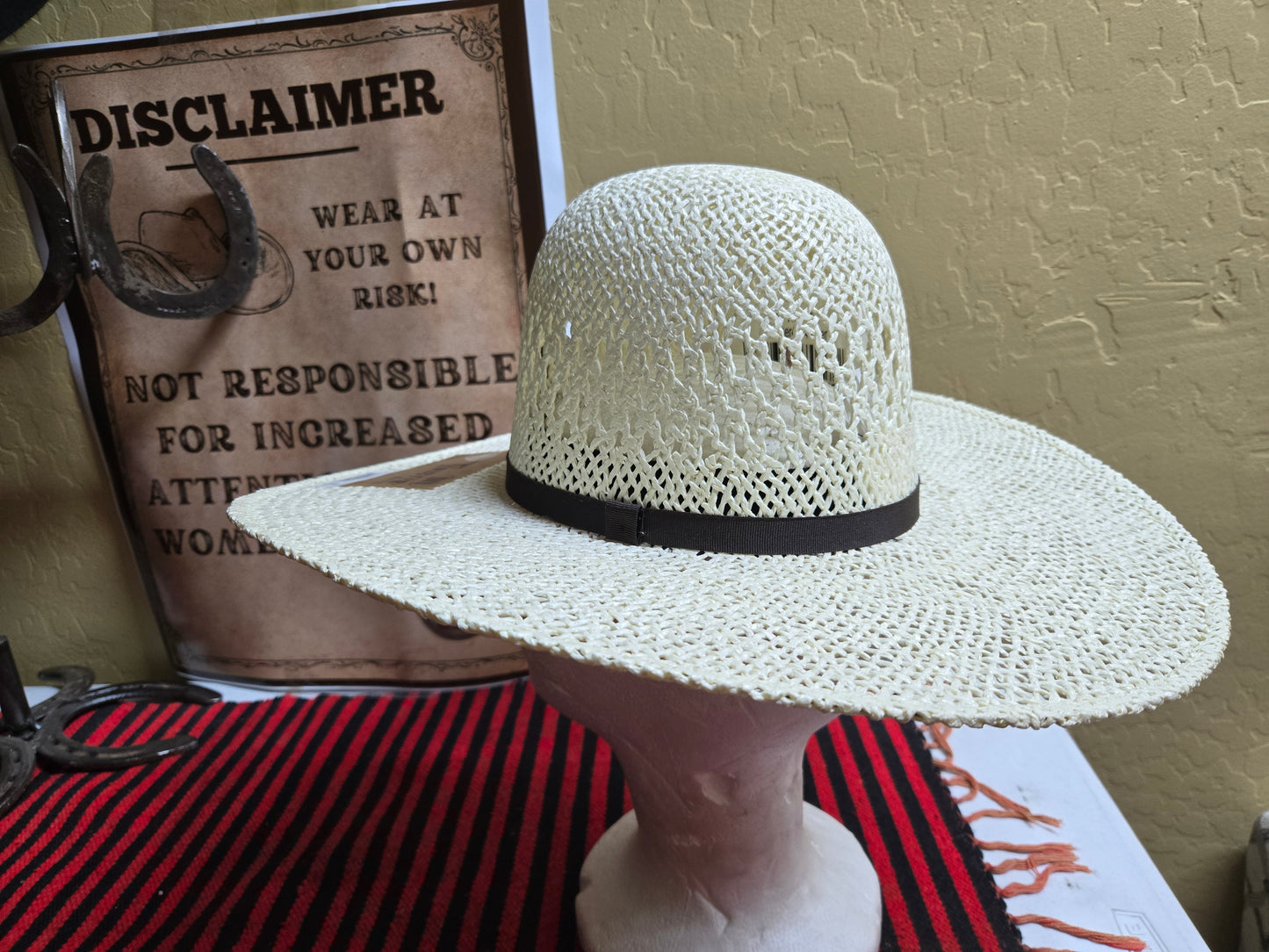 Open crown youth straw